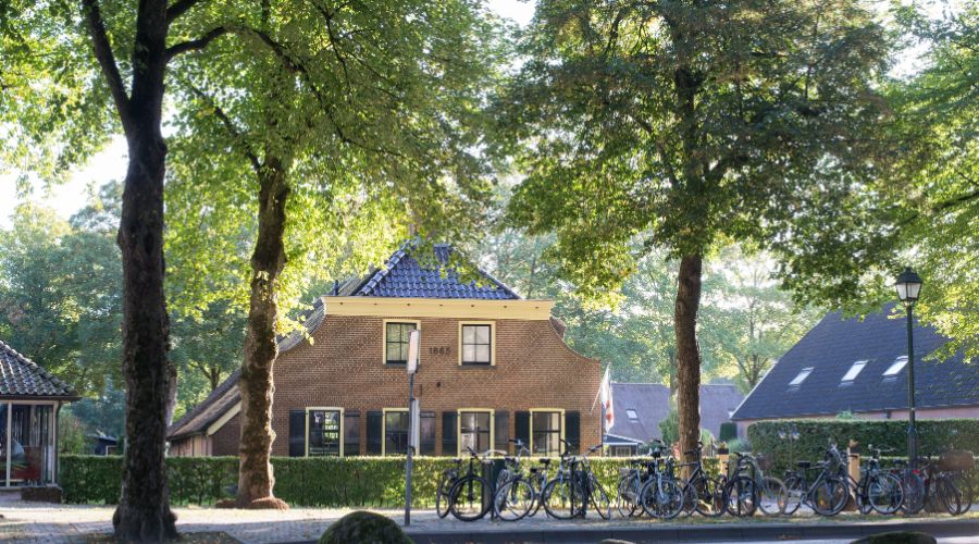 Herbestemmen van monumentale panden: een historische basis voor nieuwe functies